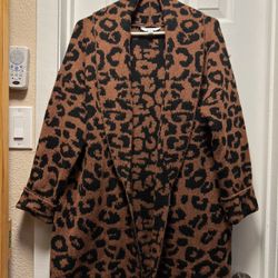 Cardigan/Sweater WOMENS Size Small (( Oversized))