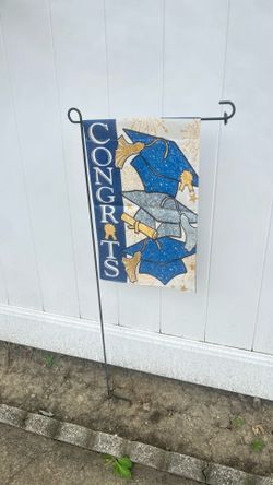 Graduation garden flag