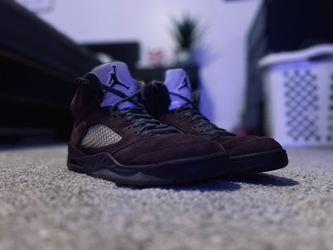 Burgundy retro Jordan five