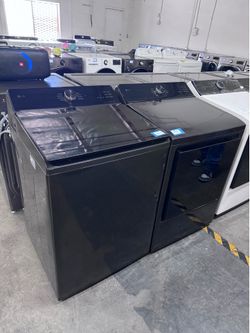 Brand New LG Top Load Washer & Gas Dryer Set Black Steel — Selling ASAP | 50% OFF