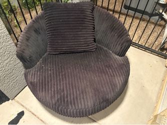 Black fur ottoman