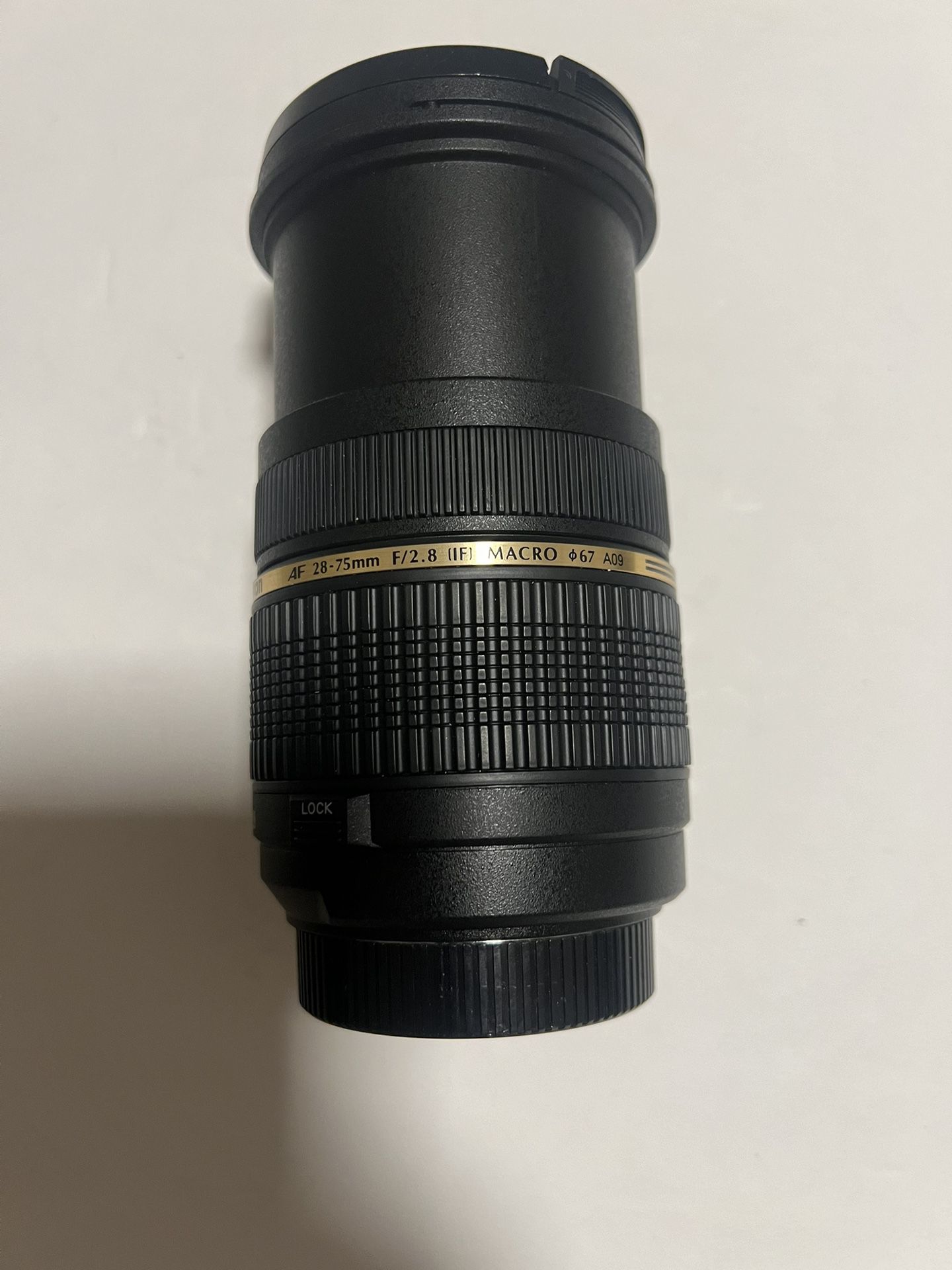 Like New Tamron 28-75 F/2.8 Lens For Nikon Camera