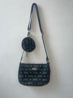Xoxo Crossbody purse  with coin purse
