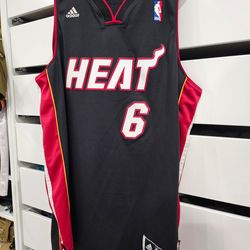 LeBron James Jersey