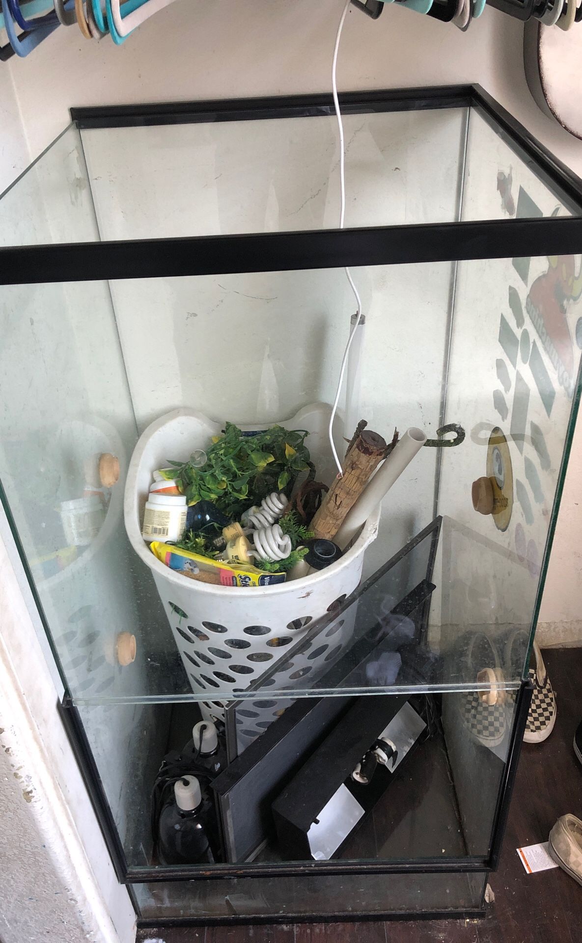 Snake cage for Sale in Temecula, CA OfferUp