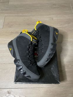 Sz 10 University Gold  9s