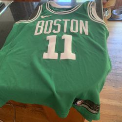 Kyrie Irving #11 Celtics Jersey Large