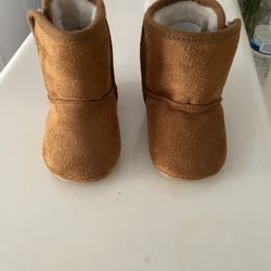 Zac & Evan Baby Boots – Size 3 (6–9 months)