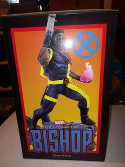 Bishop Diamond Select Toys Resin Statue