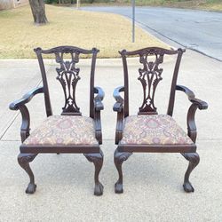 2 Wooden Chairs 