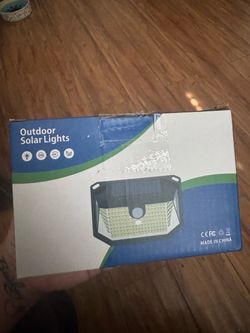 Outdoor Solar Motion Sensor LED Wall Light – NEW