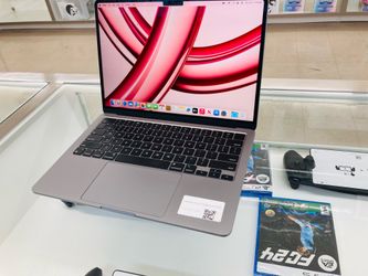 MacBook Air m3 8gb ram 256gb ssd