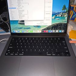 Promo 2021 Macbook Pro A2442,M1 Pro,14",512Gb,16Gb,Non Touchbar,Good Condition, Grade A, Grey Color, Genuince AC Charger, Office 2022,Warranty on Grea
