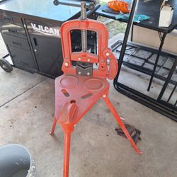 portable pipe vise, specifically a Tristand Yoke Vise.