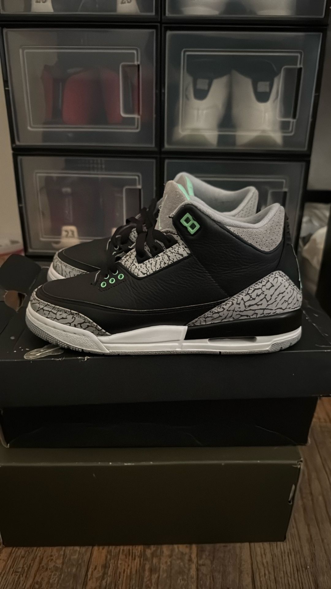 Retro 3 Green Glow 6.5Y