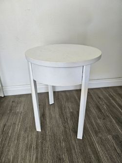Table side