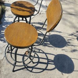 2 Chairs