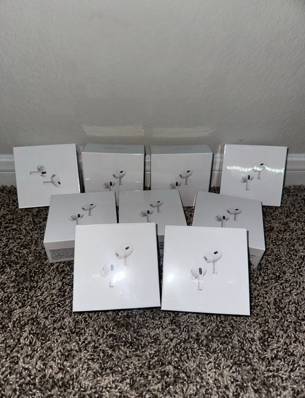 Apple AirPods Pro 2nd Generation with Charging Case *SEALED BOX*