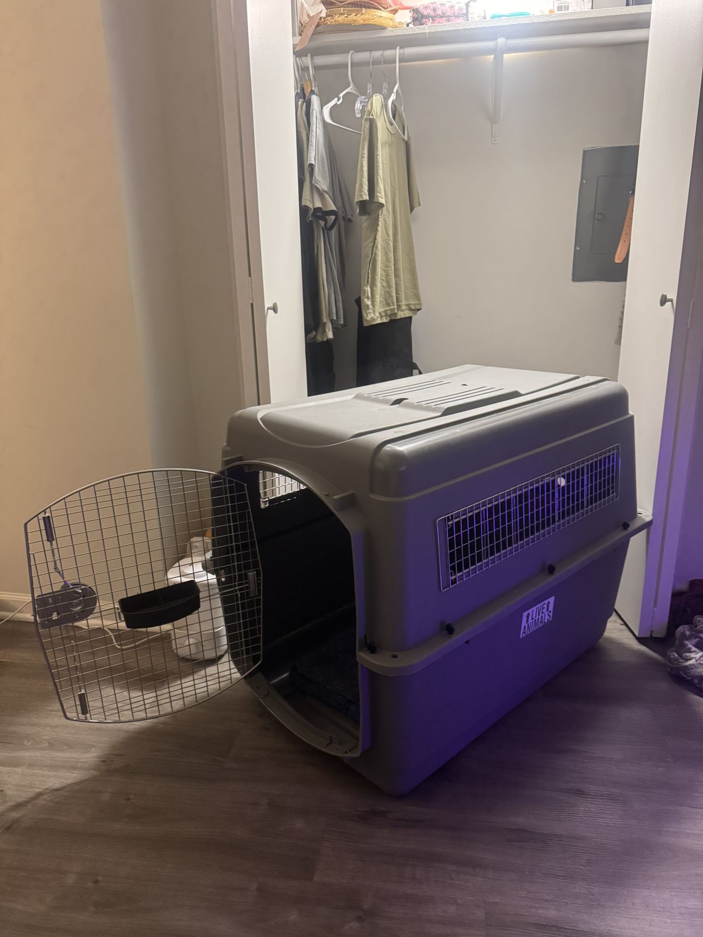 XL DOG CRATE