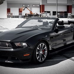 2011  FORD MUSTANG 