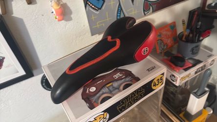 Bontrager vintage bicycle seat