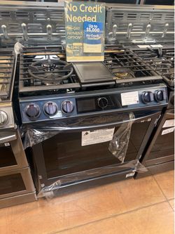 Samsung 30” gas range with air fryer