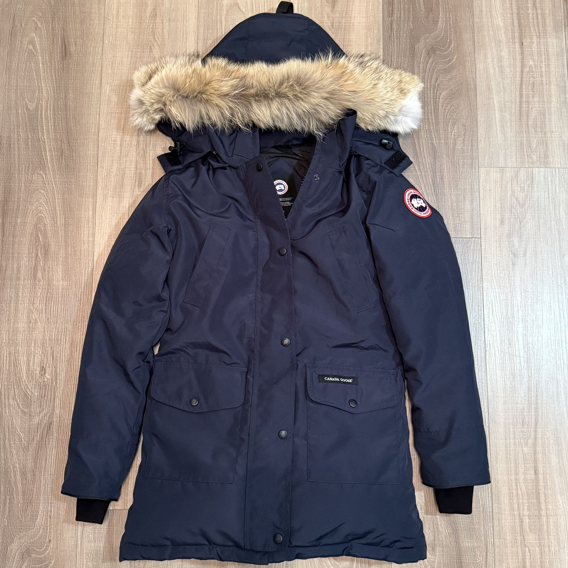 Women’s parka Navy blue size S/M Canada