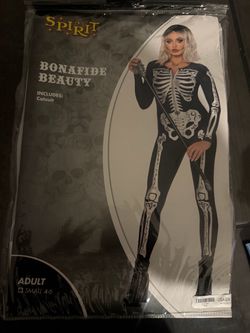 Costume