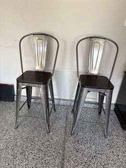 Counter stools