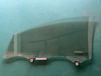 05 Toyota Prius Front Passenger Side Window 
