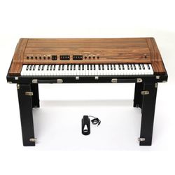 Yamaha cp-30 electronic piano