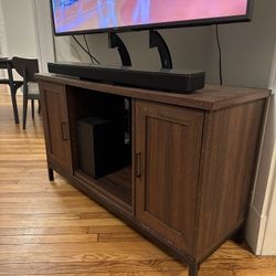 TV Stand / Entertainment Center 