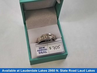 Ring - Wedding Band - White Gold 14k (.585) 4.4 grams Size 5