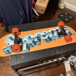 Supreme Skateboard