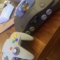 Nintendo 64 w/ 3 Games 