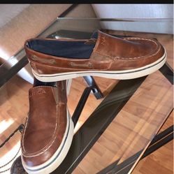 ***FREE KIDS SHOES***