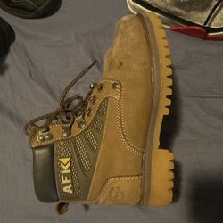 Size 4 Or 5