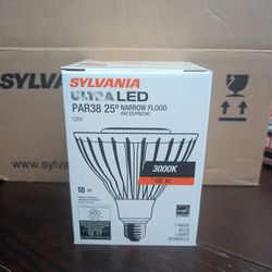 SYLVANIA 18W ULTRA LED FLOOD 