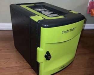 Copernicus TECH TUB 2 GREEN/BLACK iPad Laptop & Tablet Classroom Or Office TECH STORAGE W/Key