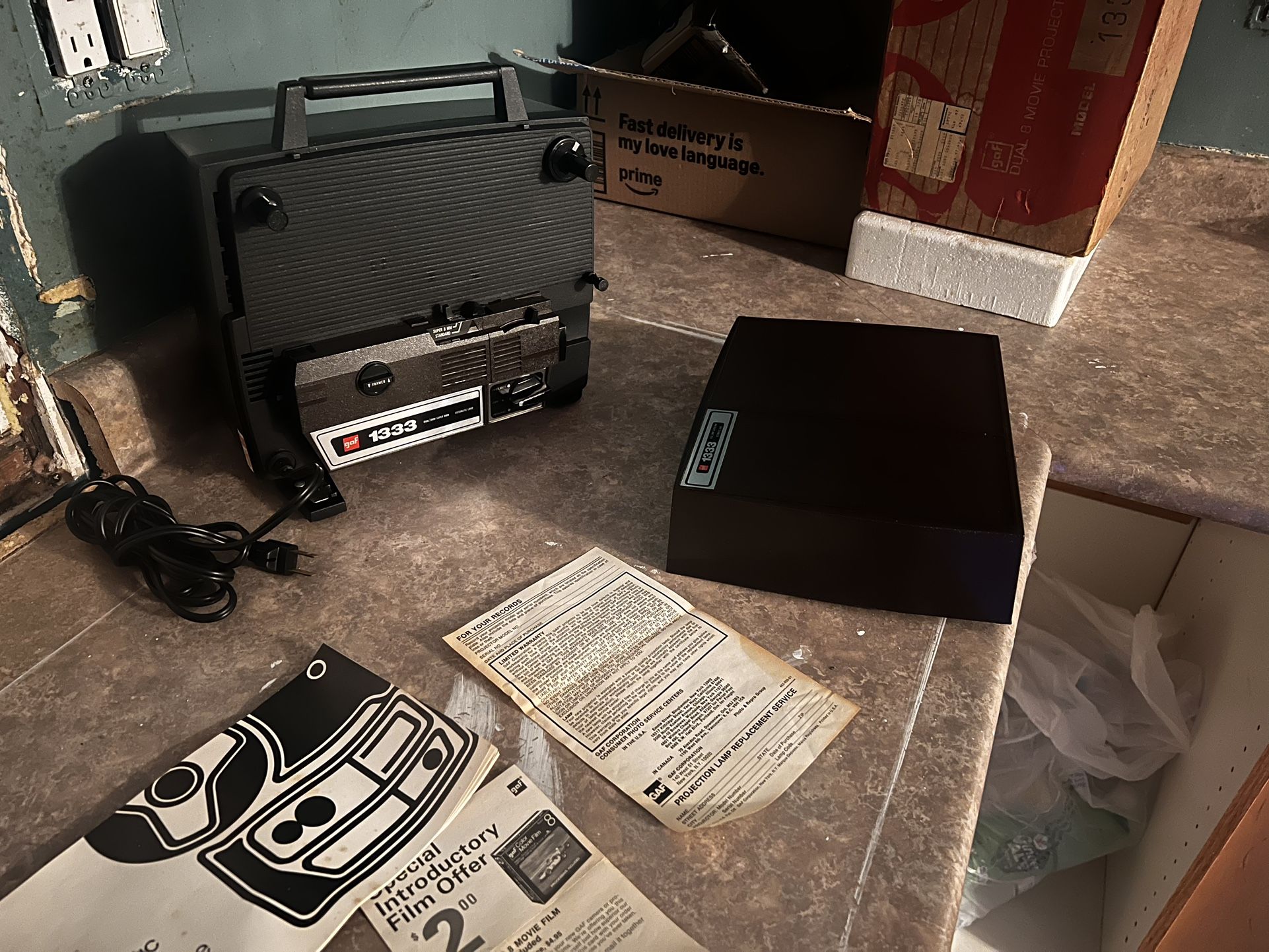 GAF Dual 8 Projector