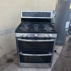 GE Stainless Steel Natural Gas Stove For Sale $400 Or Best Offer