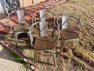 Set of 4 dining chairs