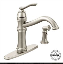 Moen Belfield Single Handle Kitchen Faucet w/ Side Sprayer 8in Stainless.