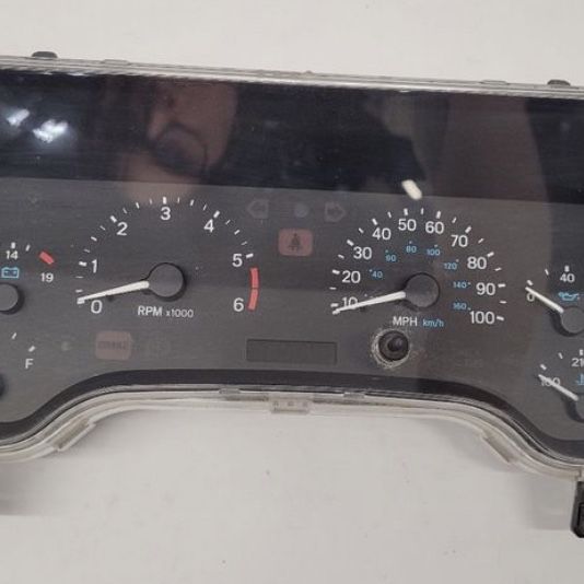 97-00 Jeep Wrangler Speedometer Instrument Cluster for Sale in Snohomish,  WA - OfferUp