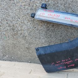 2016-20 Cadillac Xt5 Center Brake Light 