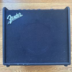 Fender Mustang LT25 Amplifier 