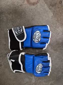 Pro Boxing MMA Training Gloves – Blue/Black – Pair