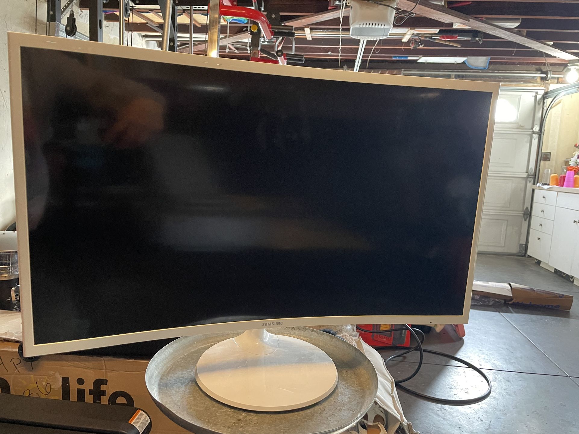 Samsung 32 Inch Monitor
