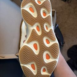 Yeezy 700