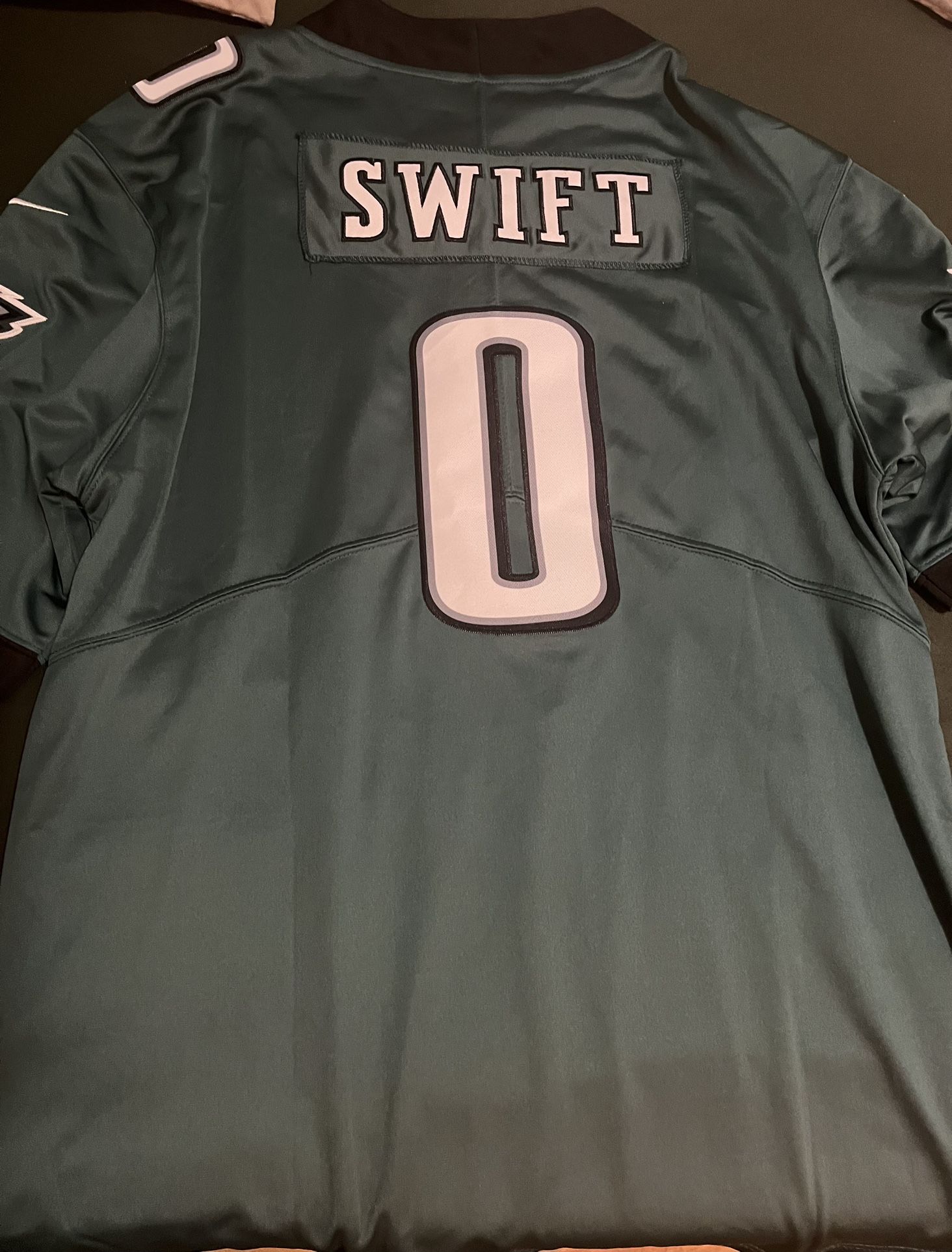 Swift Eagles Jersey Size XL - Authentic NFL